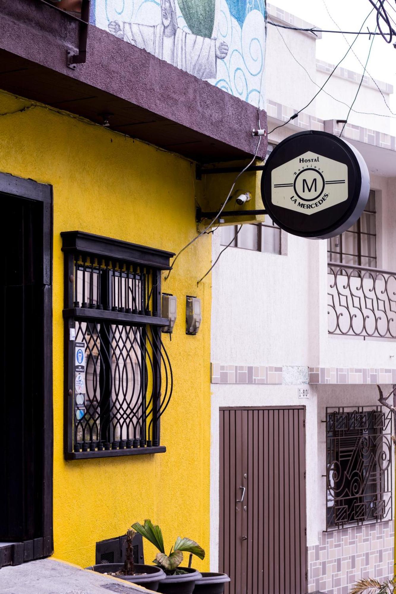Hostal La Mercedes Street Cali Exteriör bild