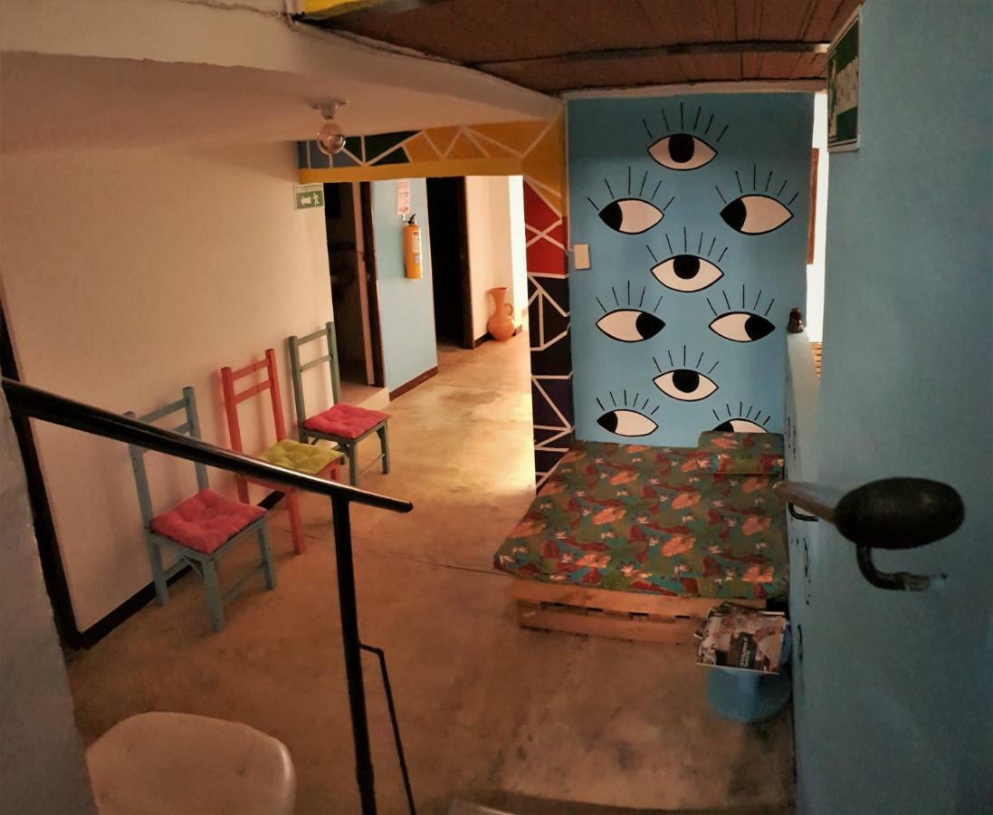 Hostal La Mercedes Street Cali Exteriör bild