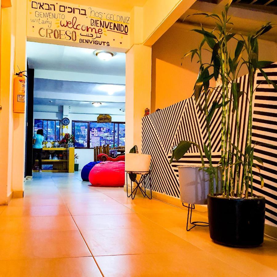 Hostal La Mercedes Street Cali Exteriör bild